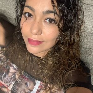 Meet your Posher, Lucila